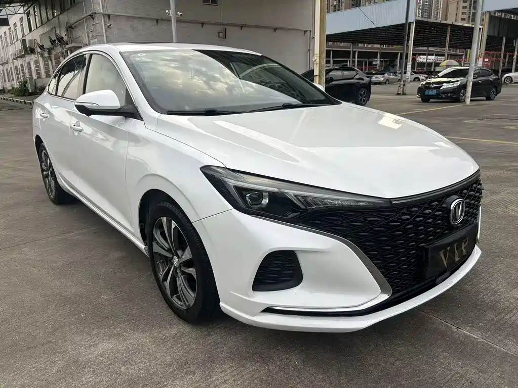 Changan Eado — миниатюра 3