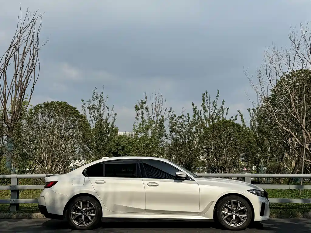 BMW i3 — миниатюра 9