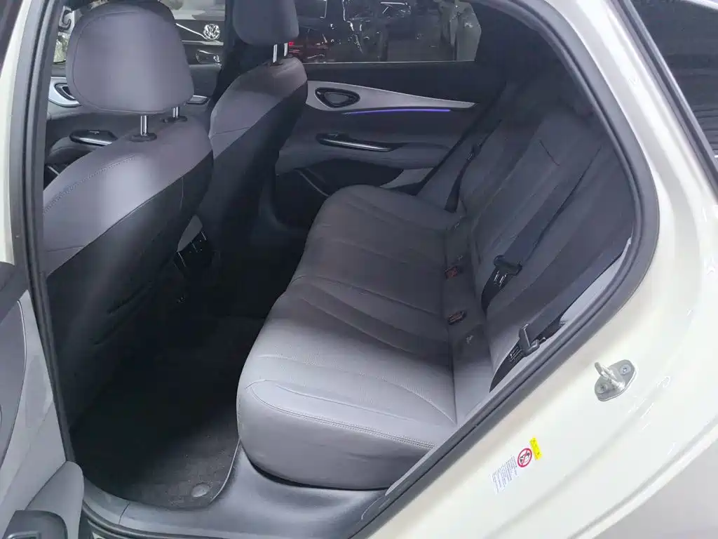 BYD Seal 07 DM-i — миниатюра 13