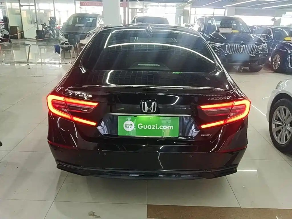 Honda Accord — миниатюра 6