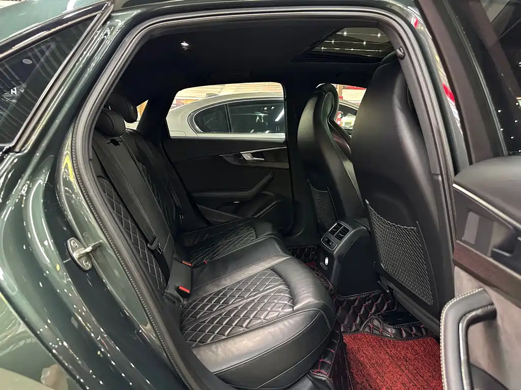 Audi S4 — миниатюра 14