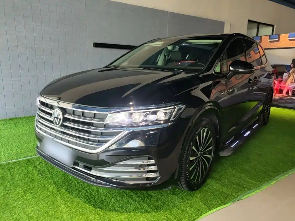 Volkswagen Viloran 2020 380TSI Premium Edition