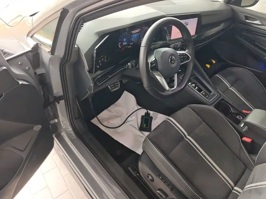 Volkswagen Golf — миниатюра 16