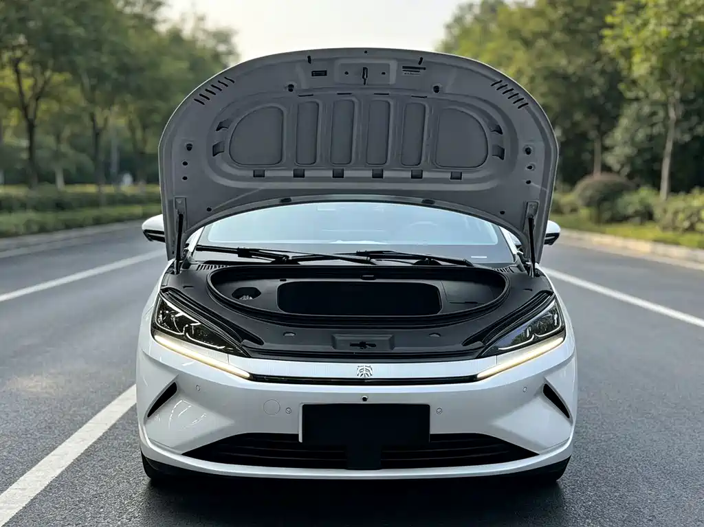 BYD Qin L — миниатюра 7