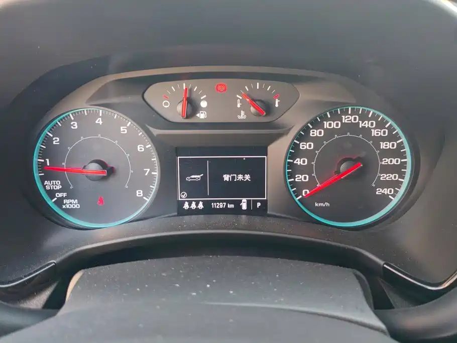Chevrolet Equinox — миниатюра 14