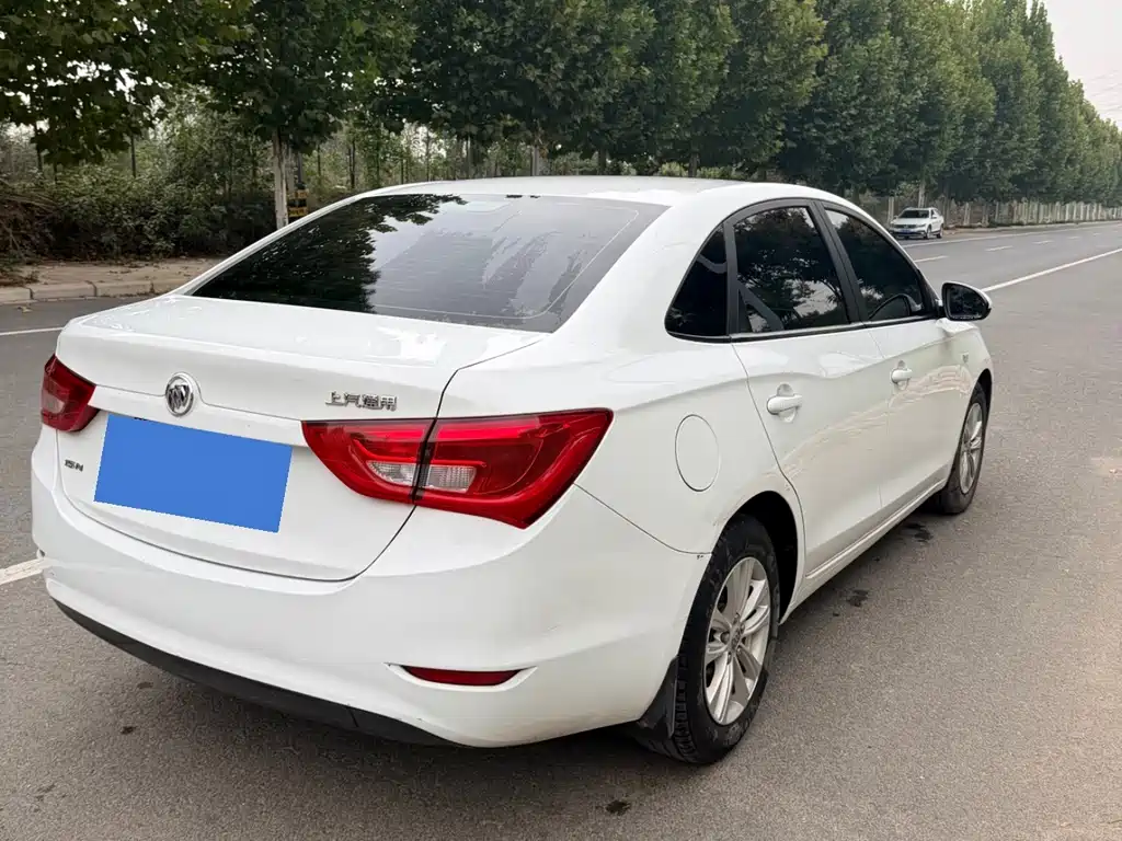Buick Excelle — миниатюра 5