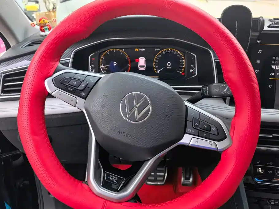 Volkswagen Tiguan L — миниатюра 15