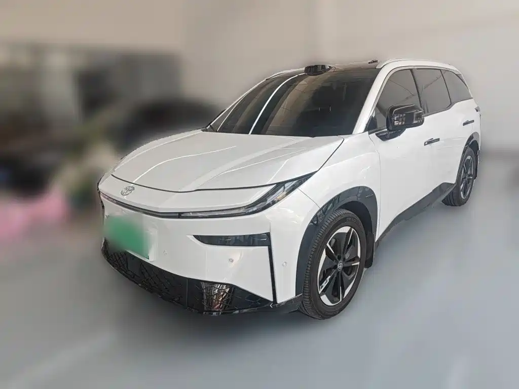 Toyota bZ3X — миниатюра 2