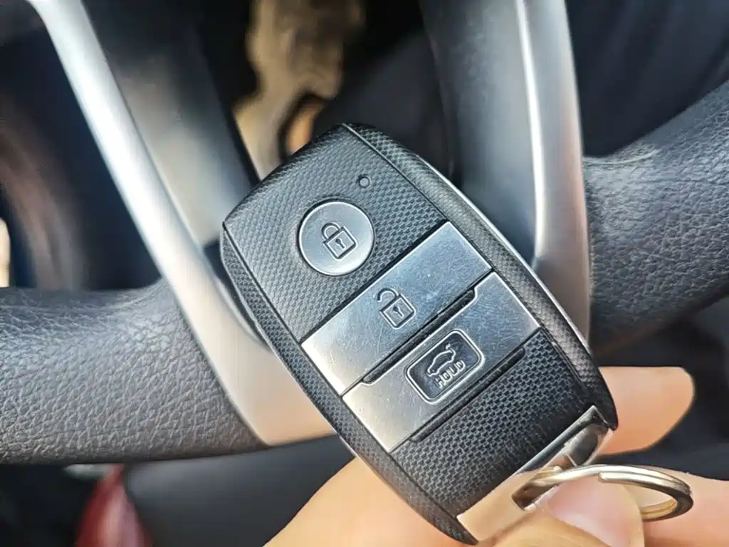 Kia KX Cross — миниатюра 9