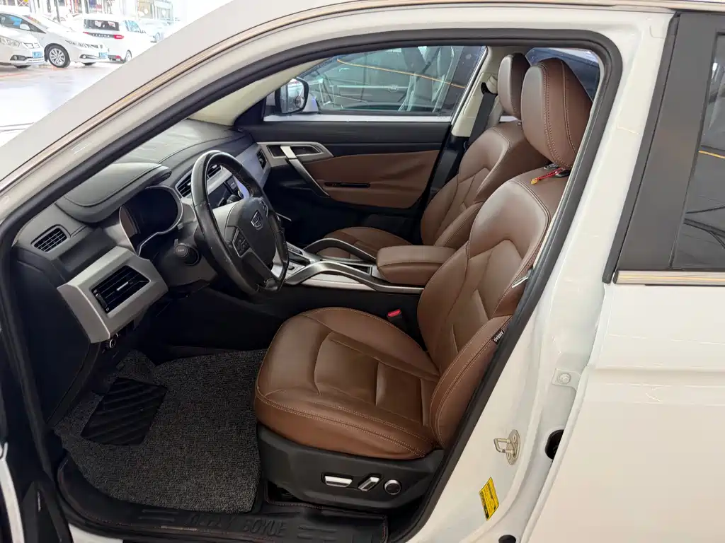 Geely Boyue — миниатюра 14