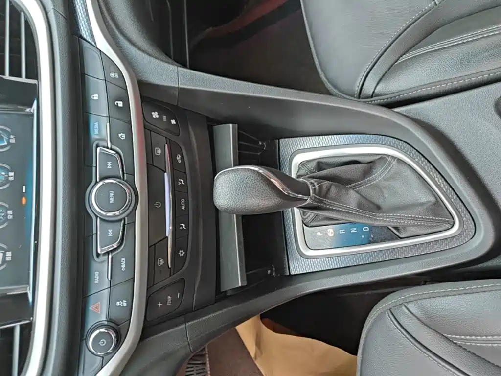 Buick Excelle — миниатюра 14