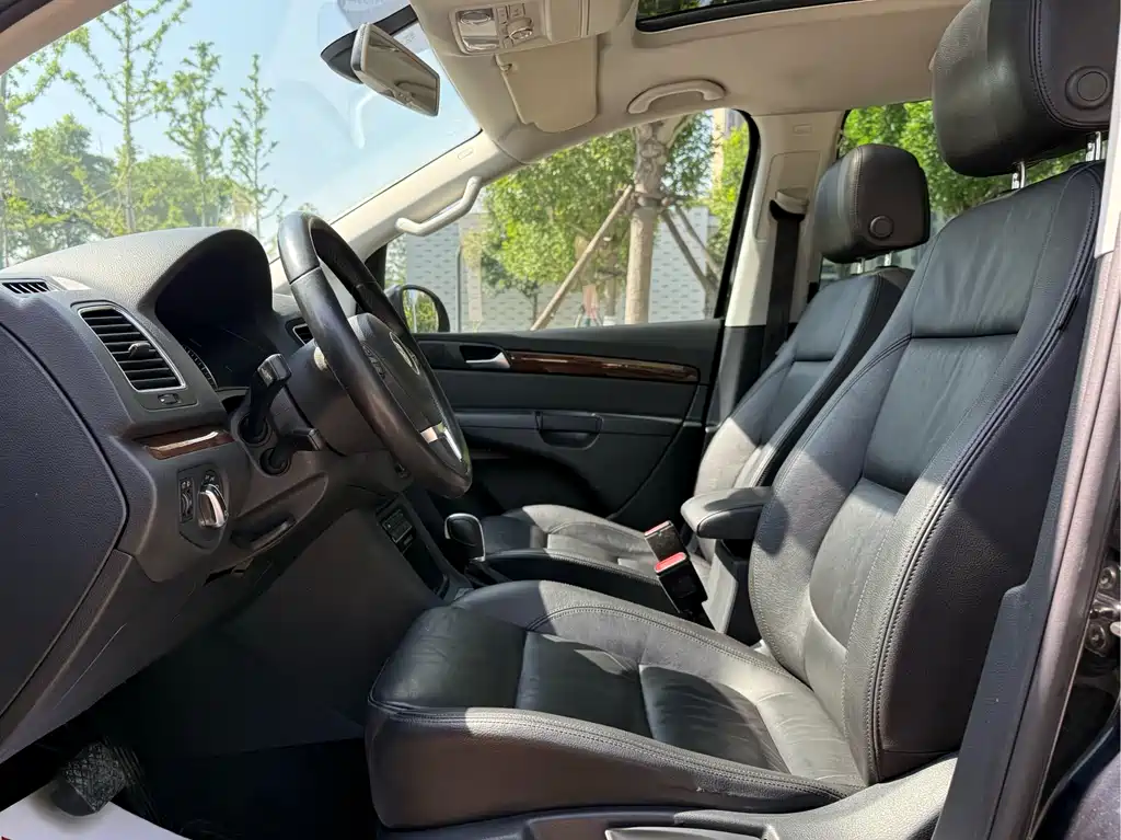Volkswagen Xia 2015 1.8TSI Comfort