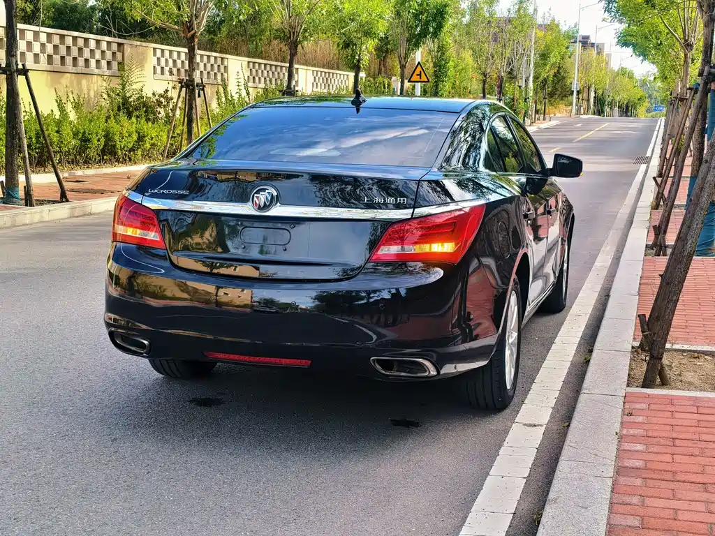 Buick LaCrosse — миниатюра 15