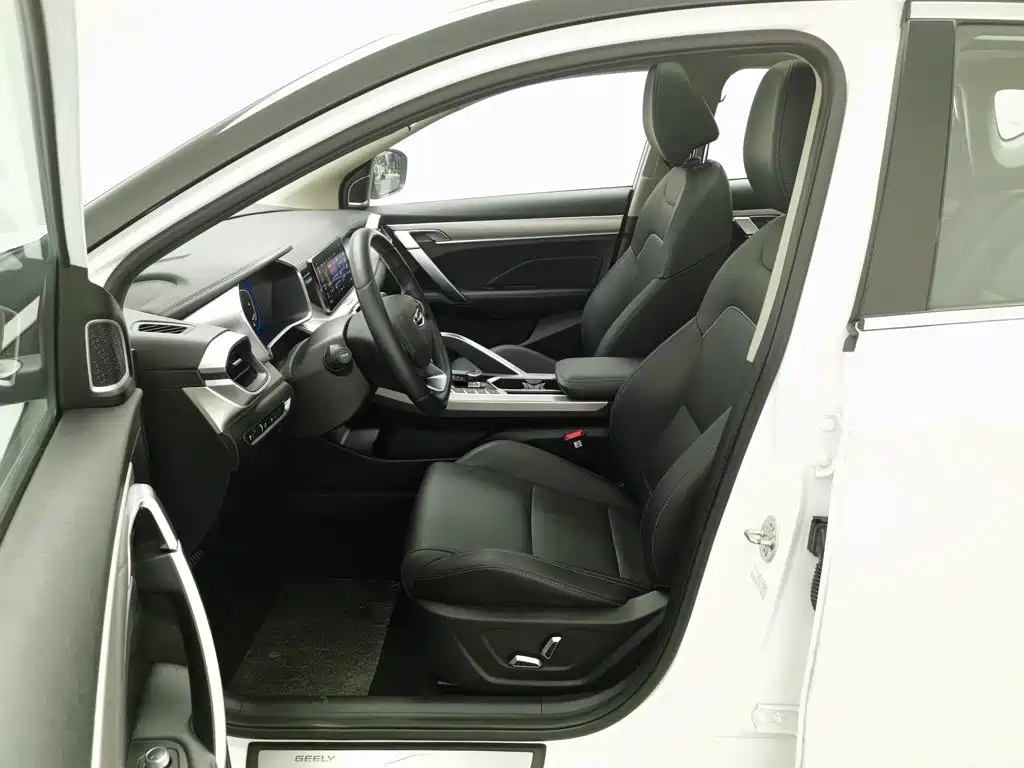 Geely Binyue NEV — миниатюра 10