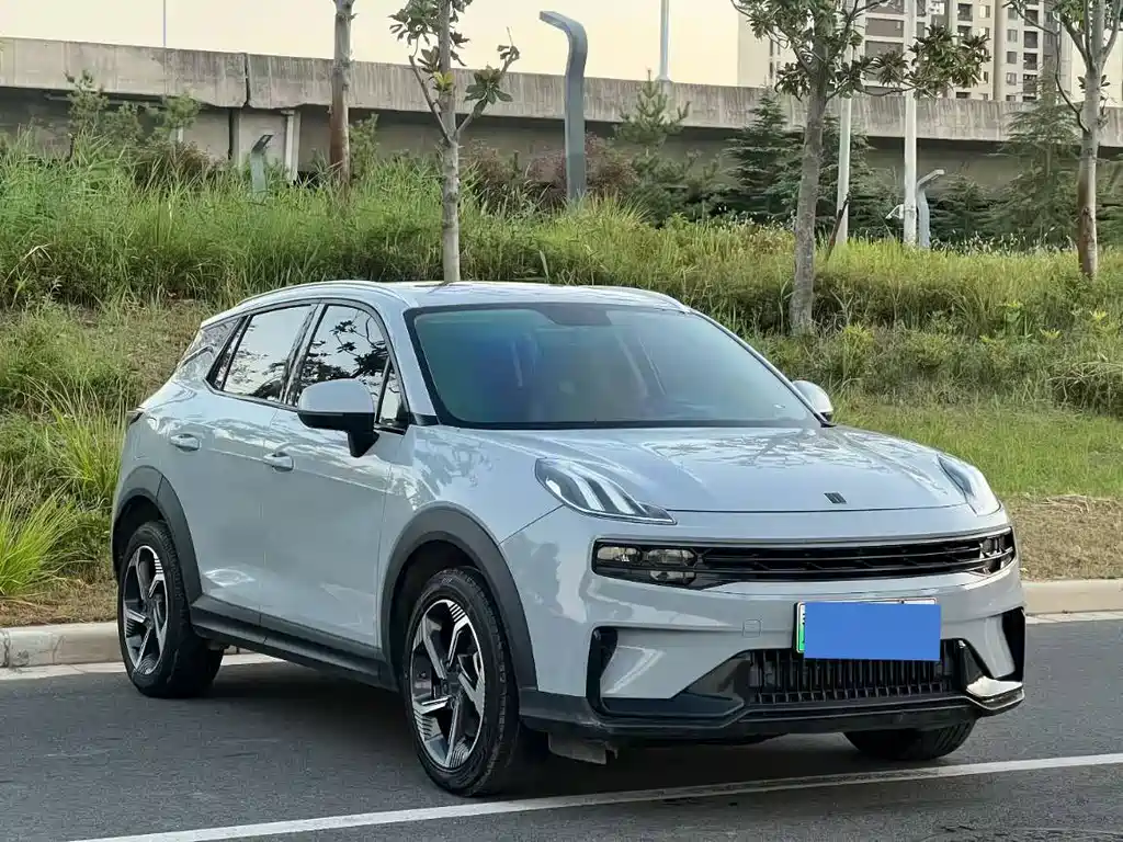 Lynk & Co 06 — миниатюра 3