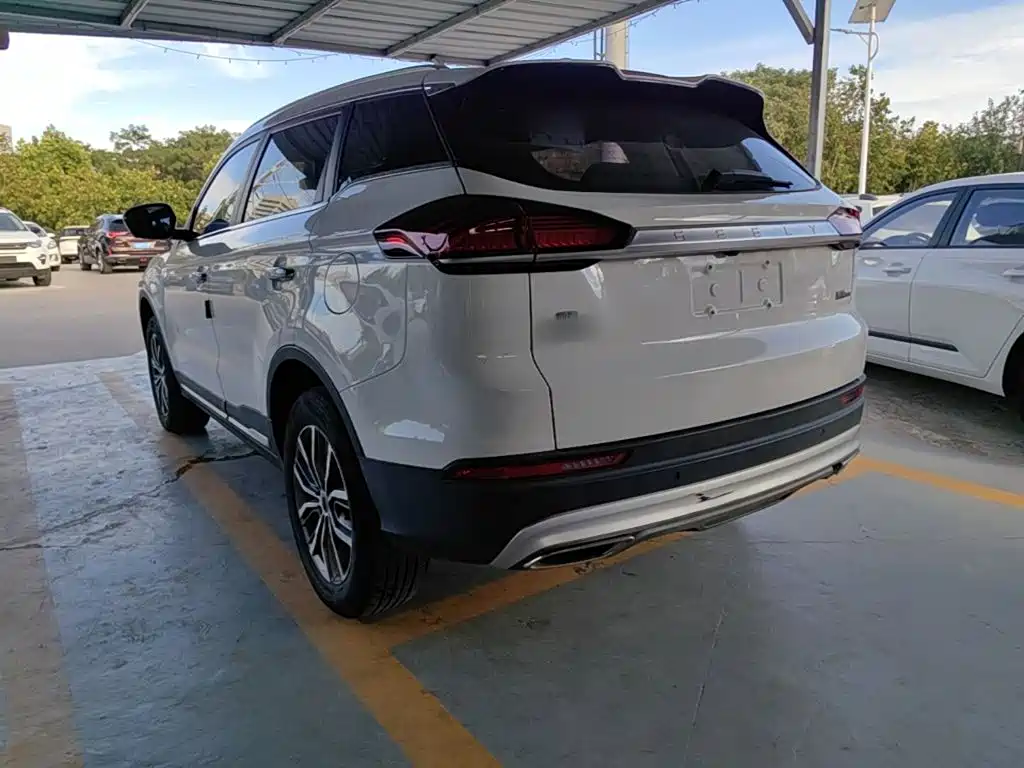 Geely Boyue — миниатюра 5