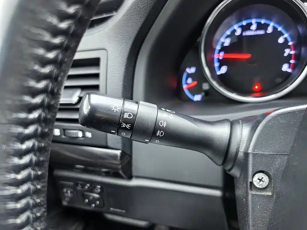 Toyota Reiz — миниатюра 21