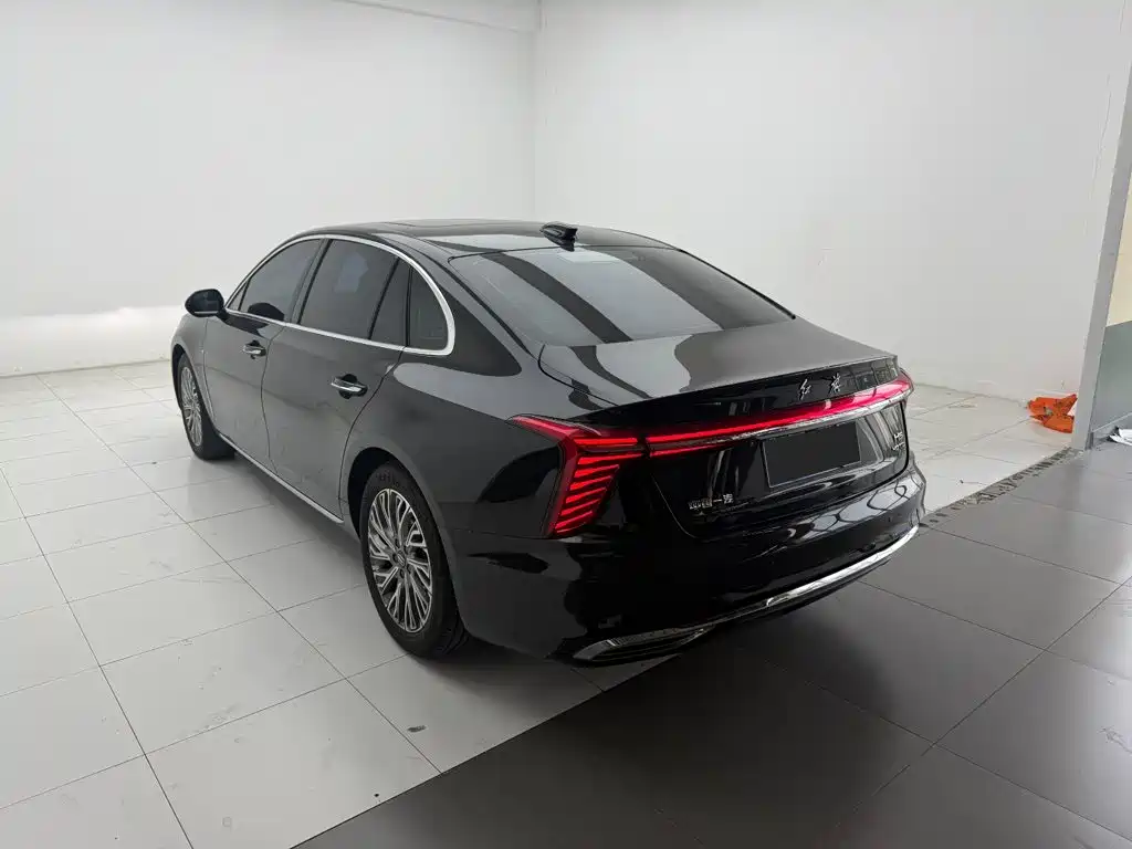 Hongqi Hongqi H5 — миниатюра 9