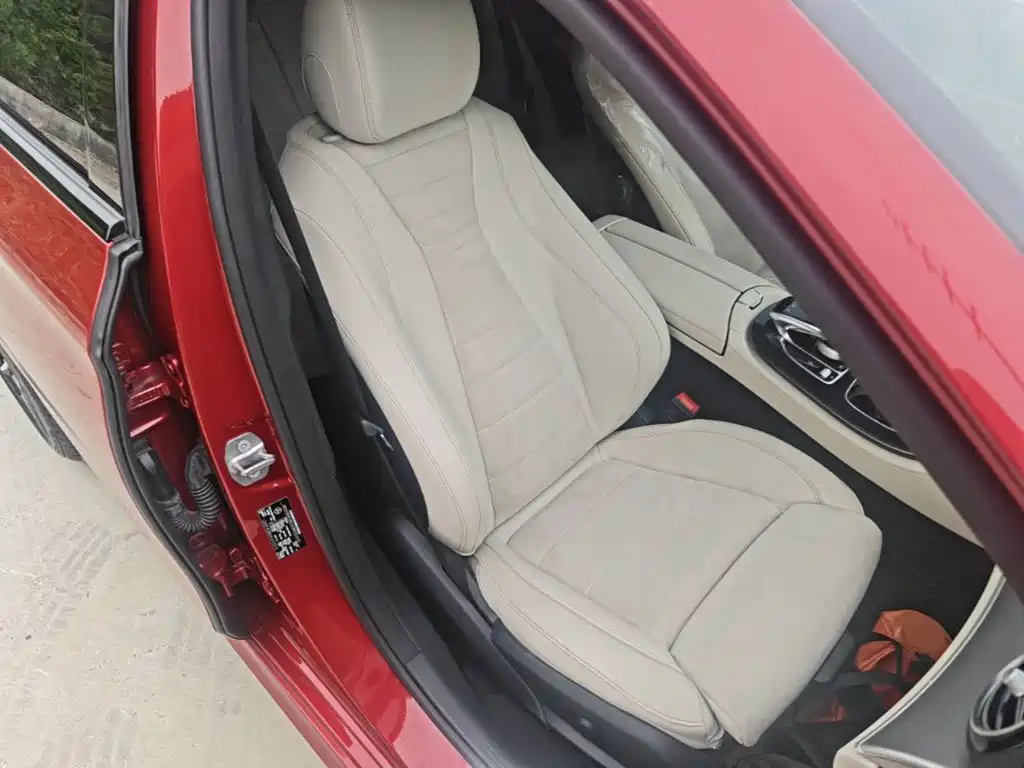 Mercedes-Benz E-Class — миниатюра 25