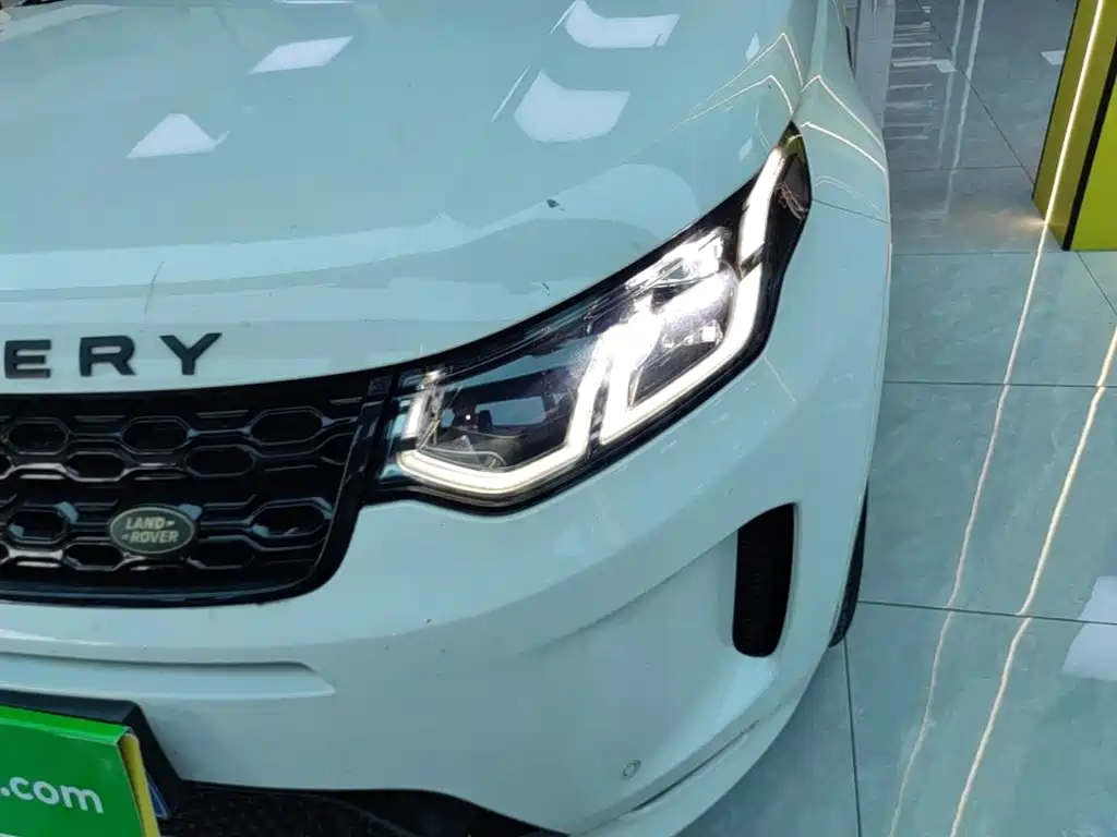 Land Rover Discovery Sport — миниатюра 24