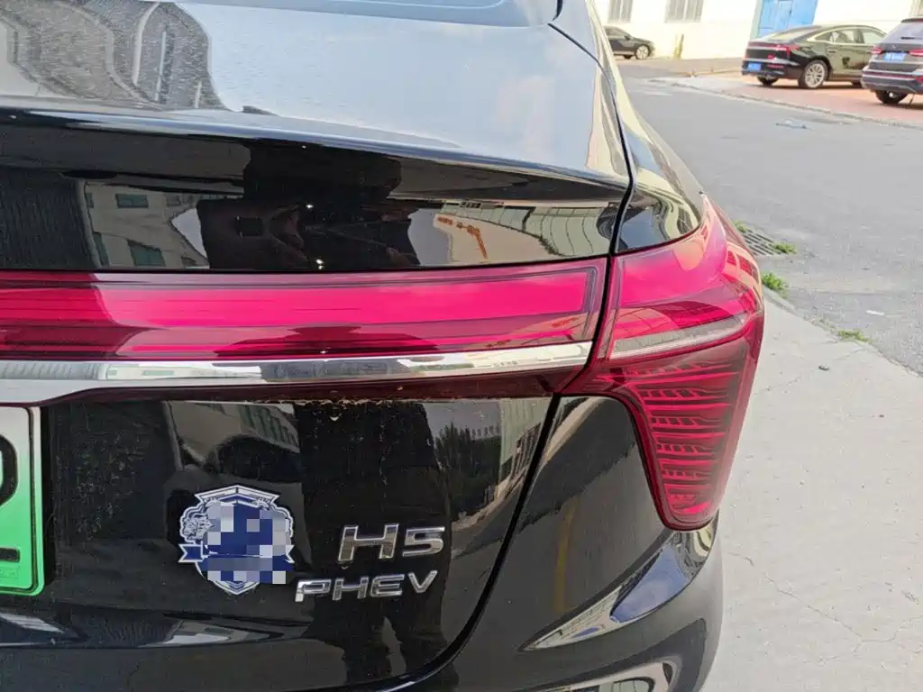 Hongqi Hongqi H5 PHEV — миниатюра 24