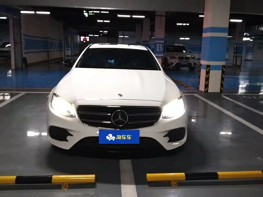 Mercedes-Benz E-Class — миниатюра 2