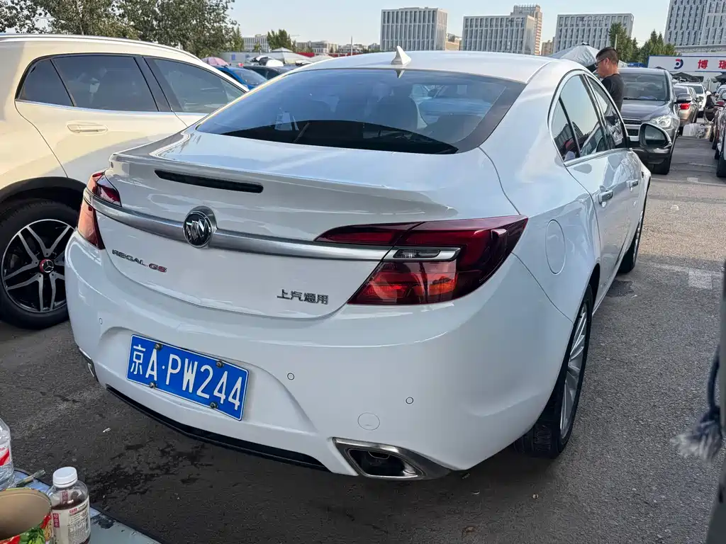 Buick Regal — миниатюра 13