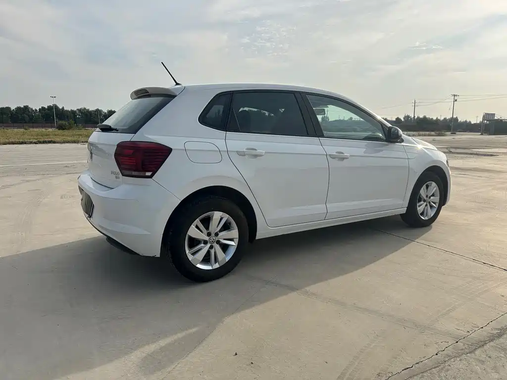Volkswagen Polo — миниатюра 5