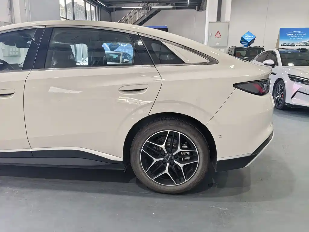 BYD Seal 06 — миниатюра 8