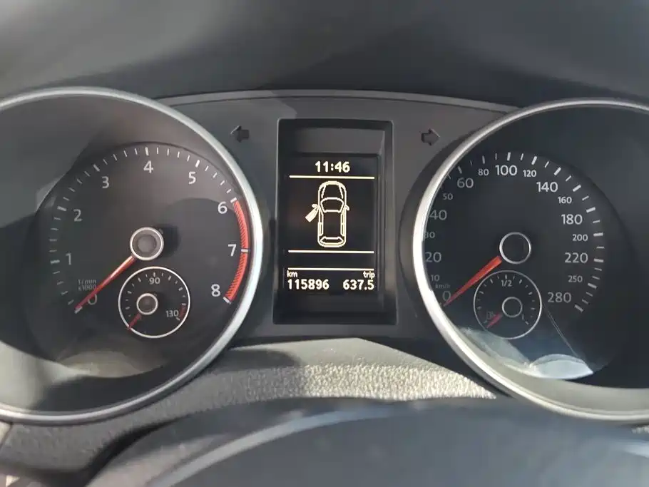 Volkswagen Golf GTI — миниатюра 14