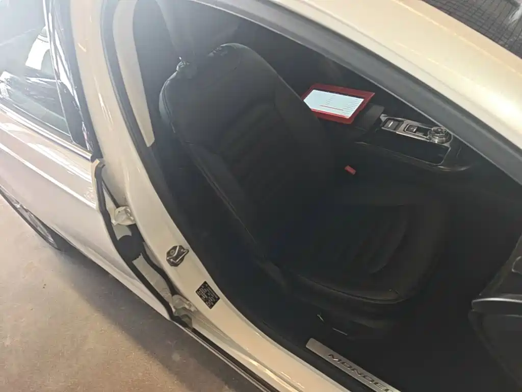 Ford Mondeo — миниатюра 25