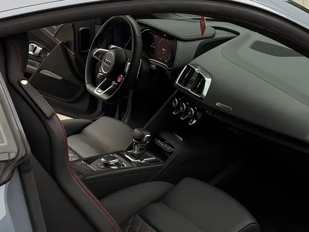 Audi R8 2022 V10 Coupe performance