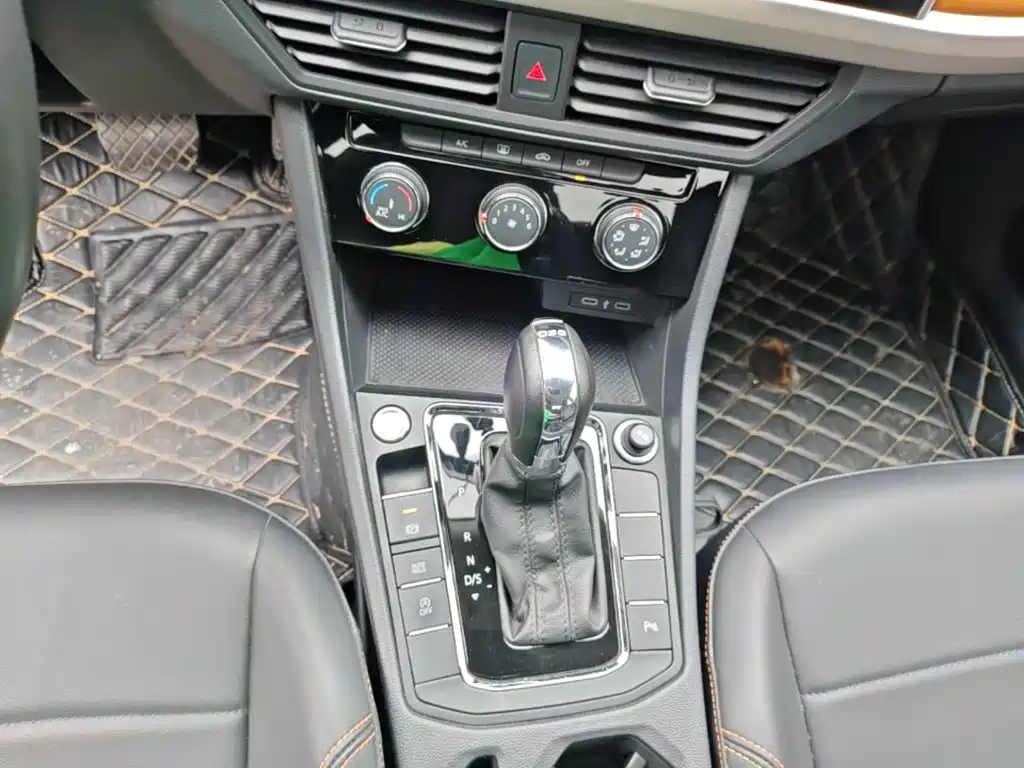 Volkswagen Bora — миниатюра 14