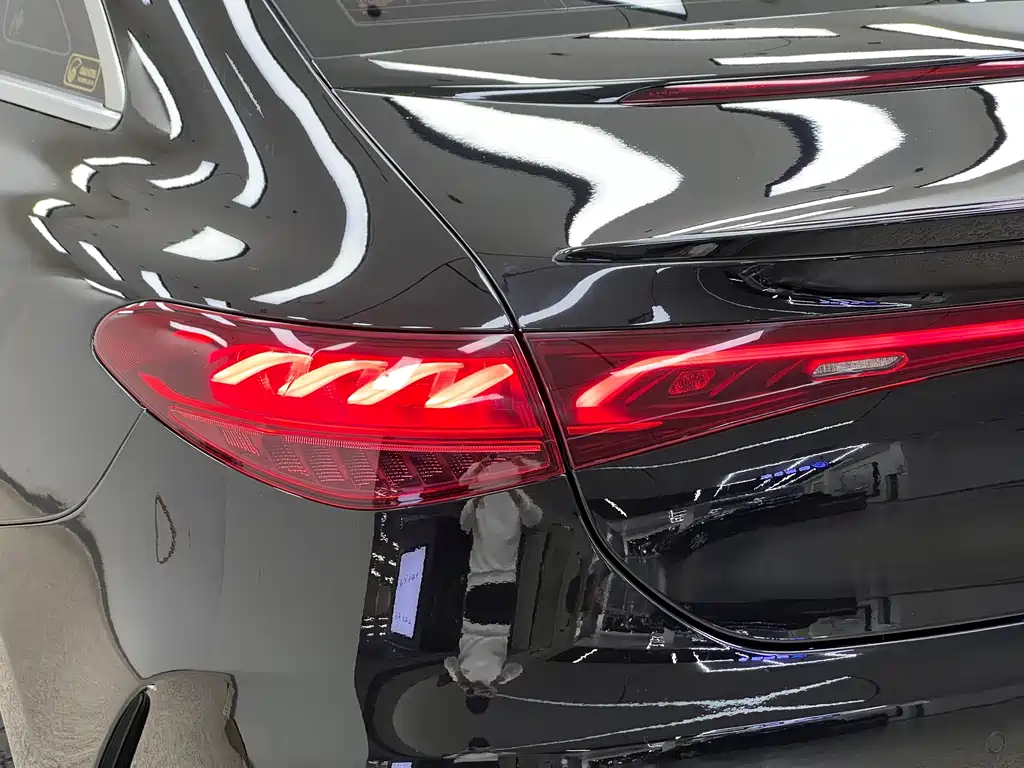 Mercedes-Benz EQE — миниатюра 8