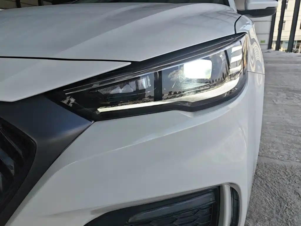 MG MG6 — миниатюра 24