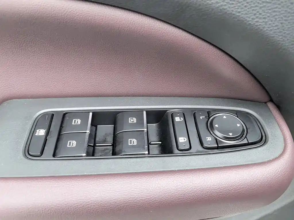 GAC Motor Trumpchi M6 — миниатюра 9