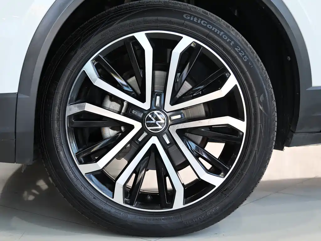 Volkswagen T-Roc 2021 280TSI DSG Smart Connect
