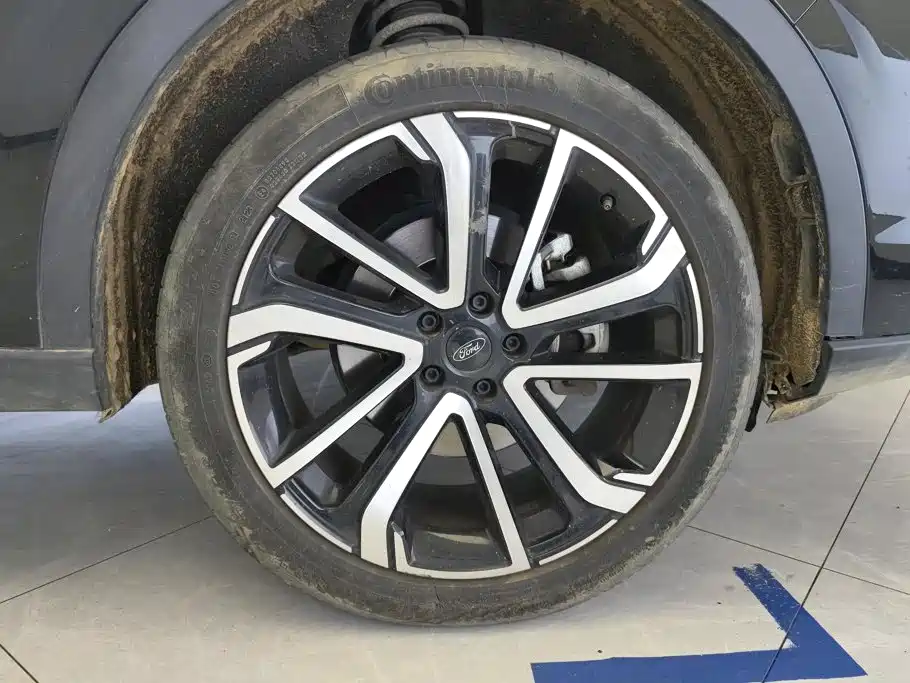 Ford Equator — миниатюра 6