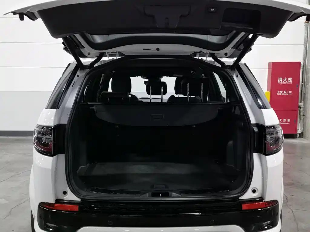 Land Rover Discovery Sport — миниатюра 16