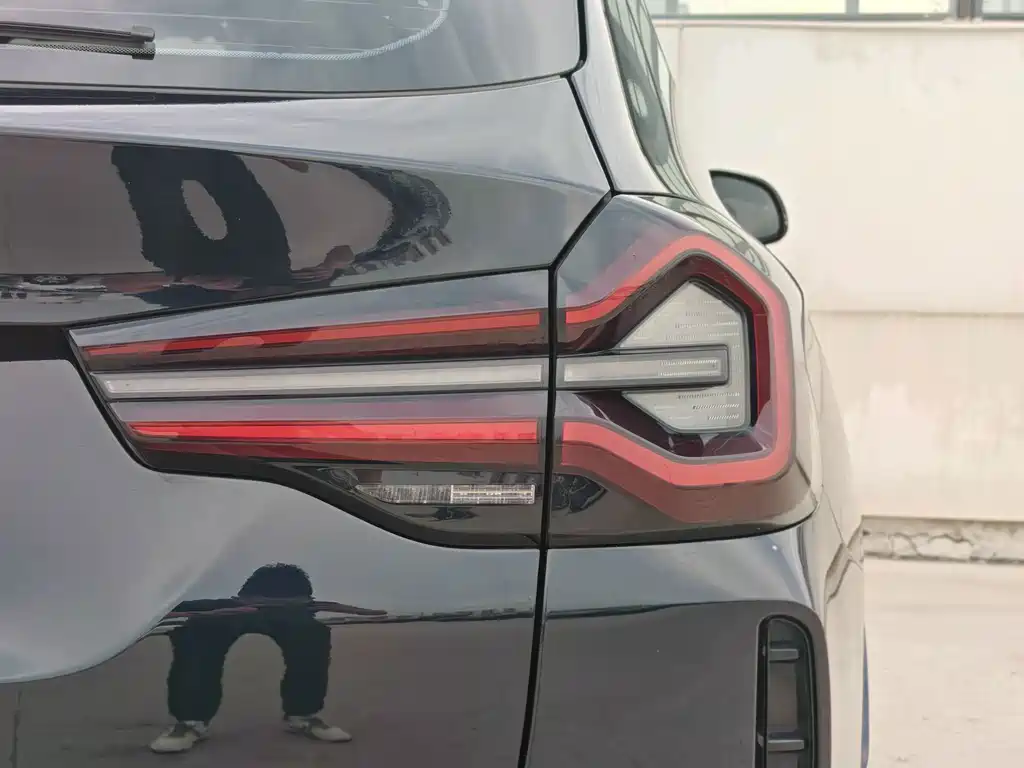 BMW iX3 — миниатюра 12