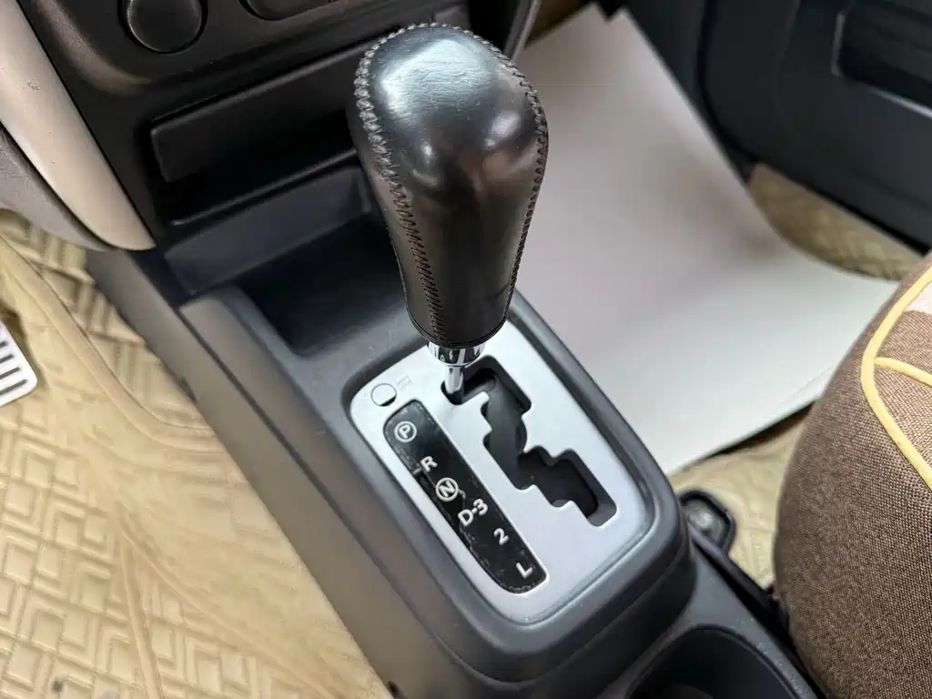 Suzuki Jimny — миниатюра 12