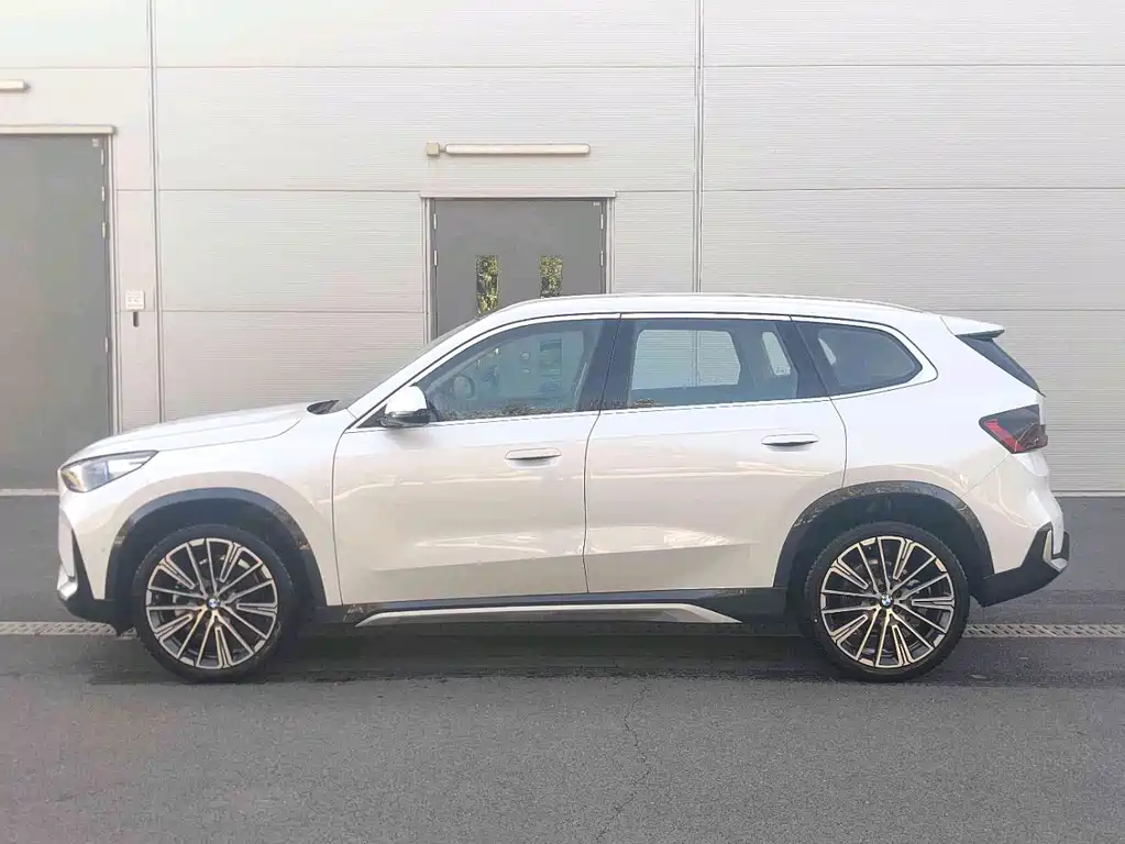 BMW X1 — миниатюра 7