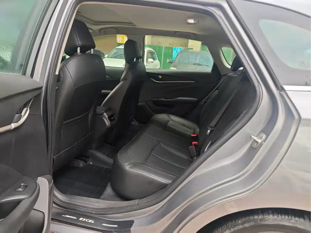 Buick Excelle — миниатюра 5