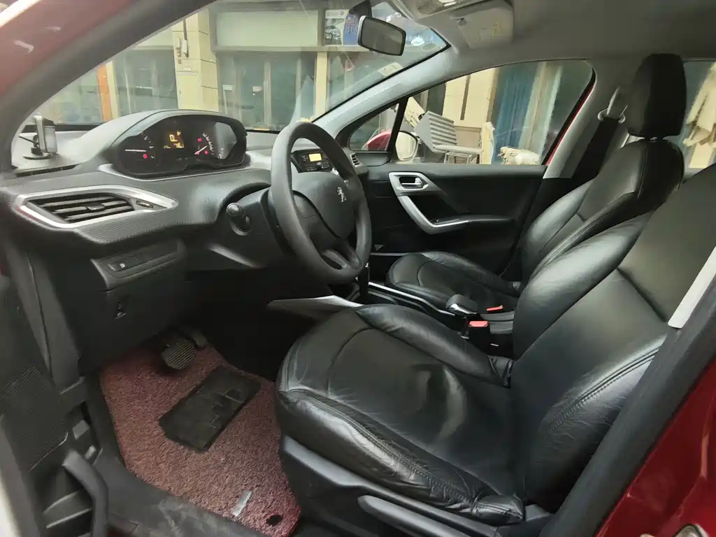 Peugeot 2008 — миниатюра 4