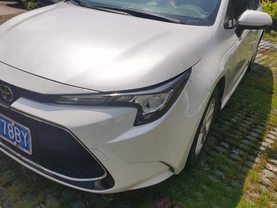Toyota Levin 1.2 л 2022 г. Белый, пробег 36000 км