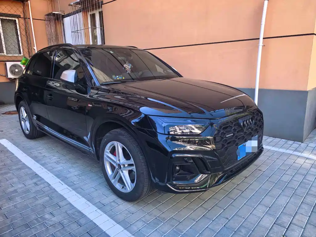 Audi Q5L — миниатюра 3