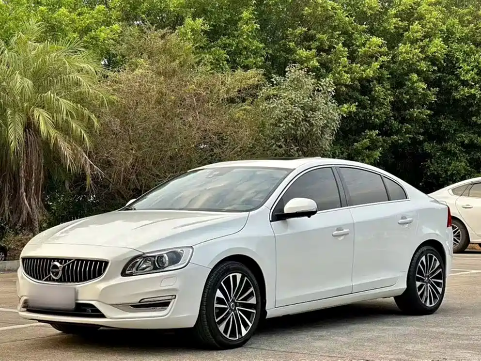 Volvo S60 2019