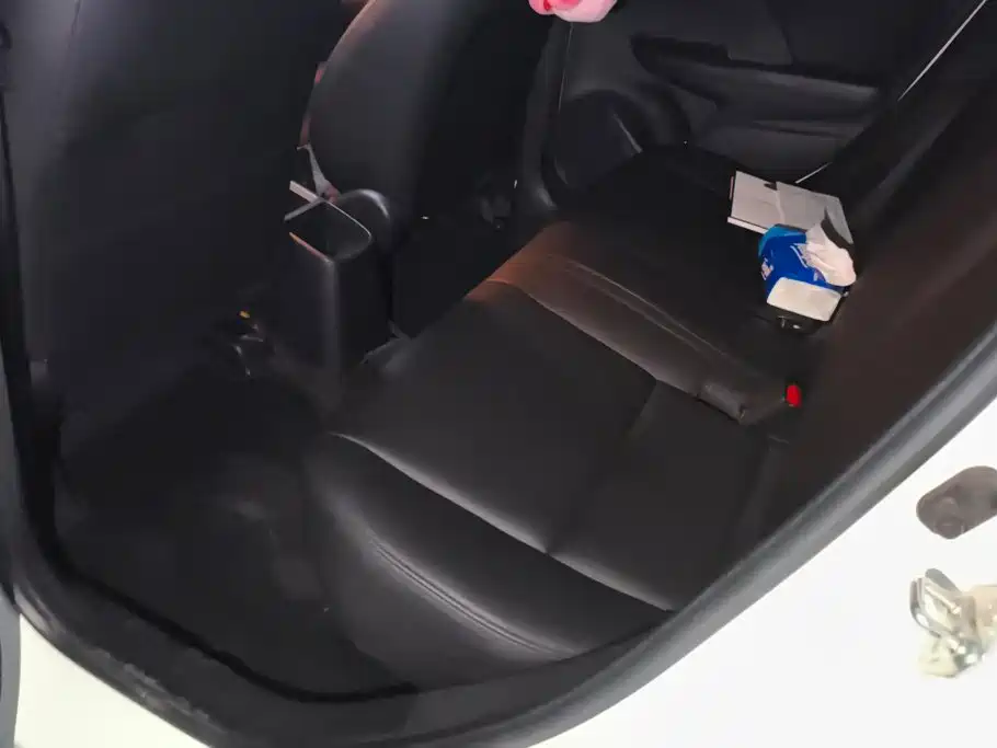Honda Fit — миниатюра 11