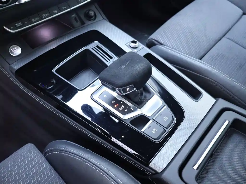 Audi Q5L Sportback — миниатюра 12