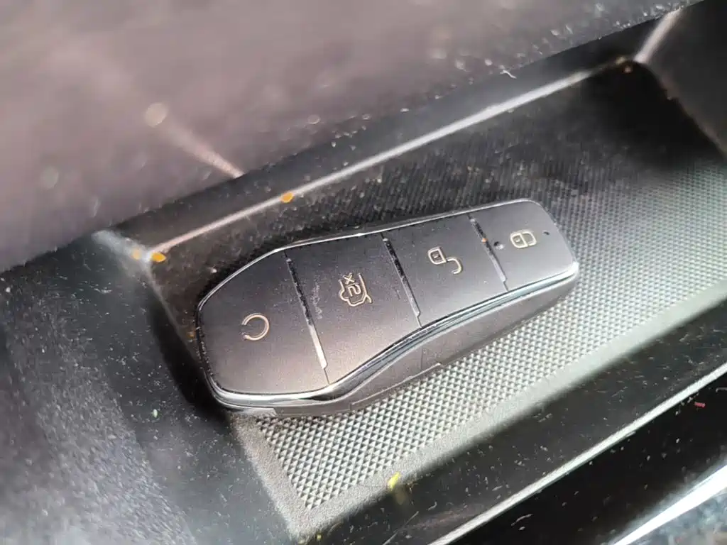 BYD e2 — миниатюра 9